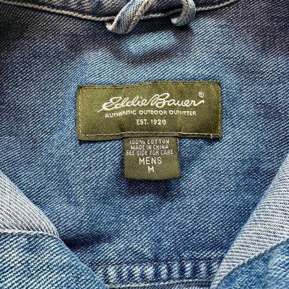 Vintage 90s Eddie Bauer Men’s Denim Jacket Size M Blue Trucker Style - Picture 2 of 11